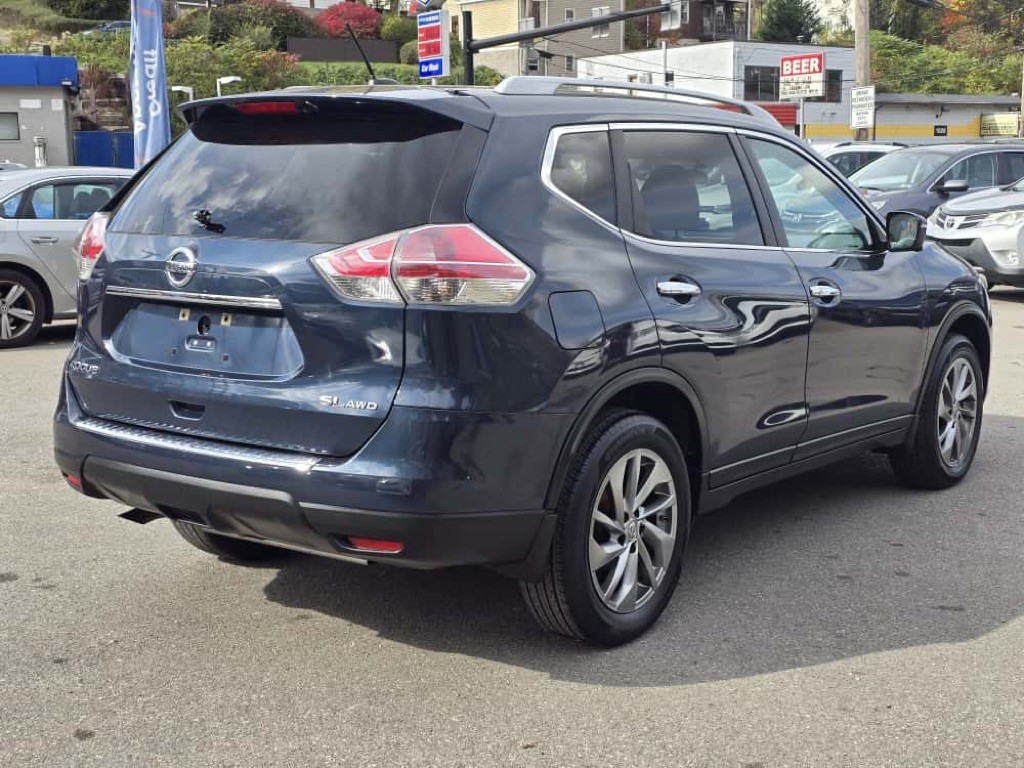 2015 Nissan Rogue Image 4