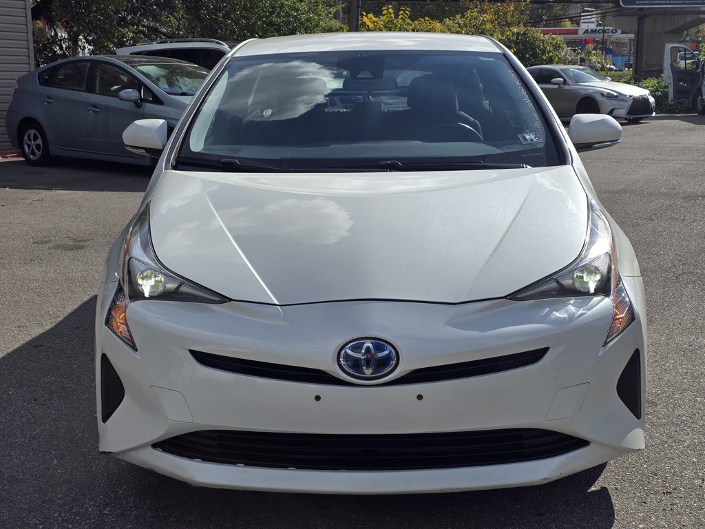 2017 Toyota Prius Image 4