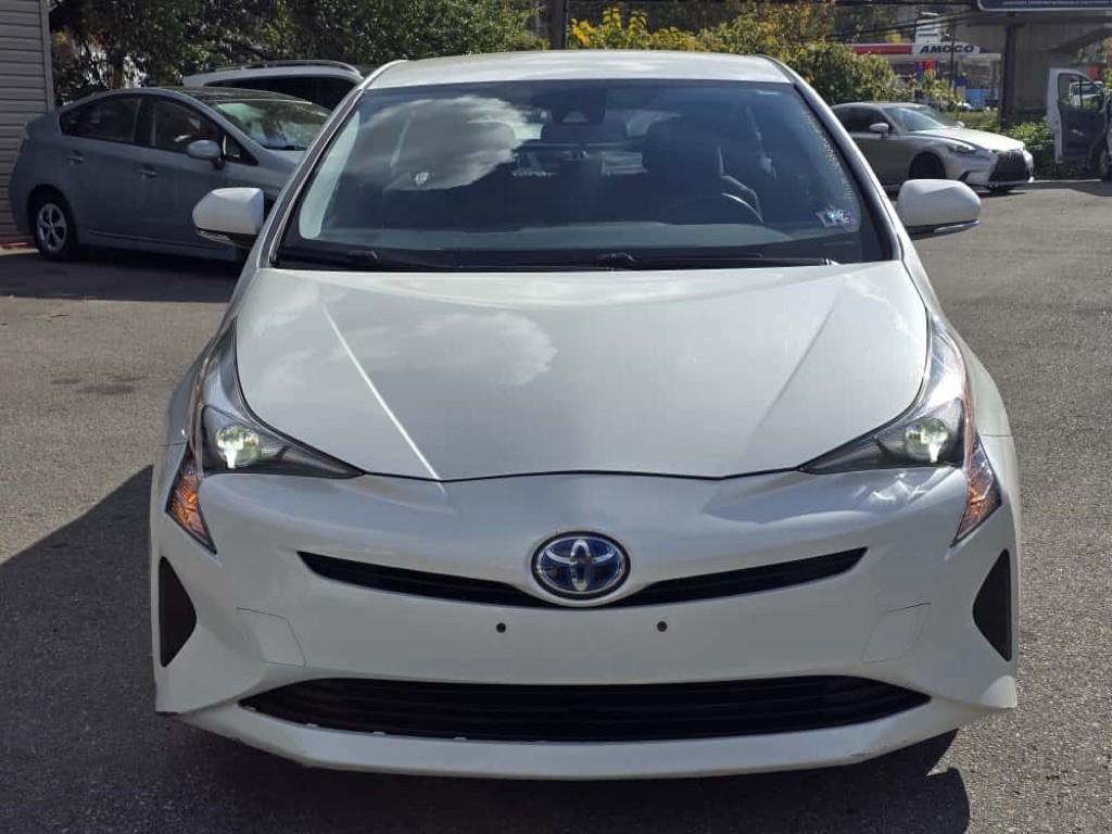 2017 Toyota Prius Image 5