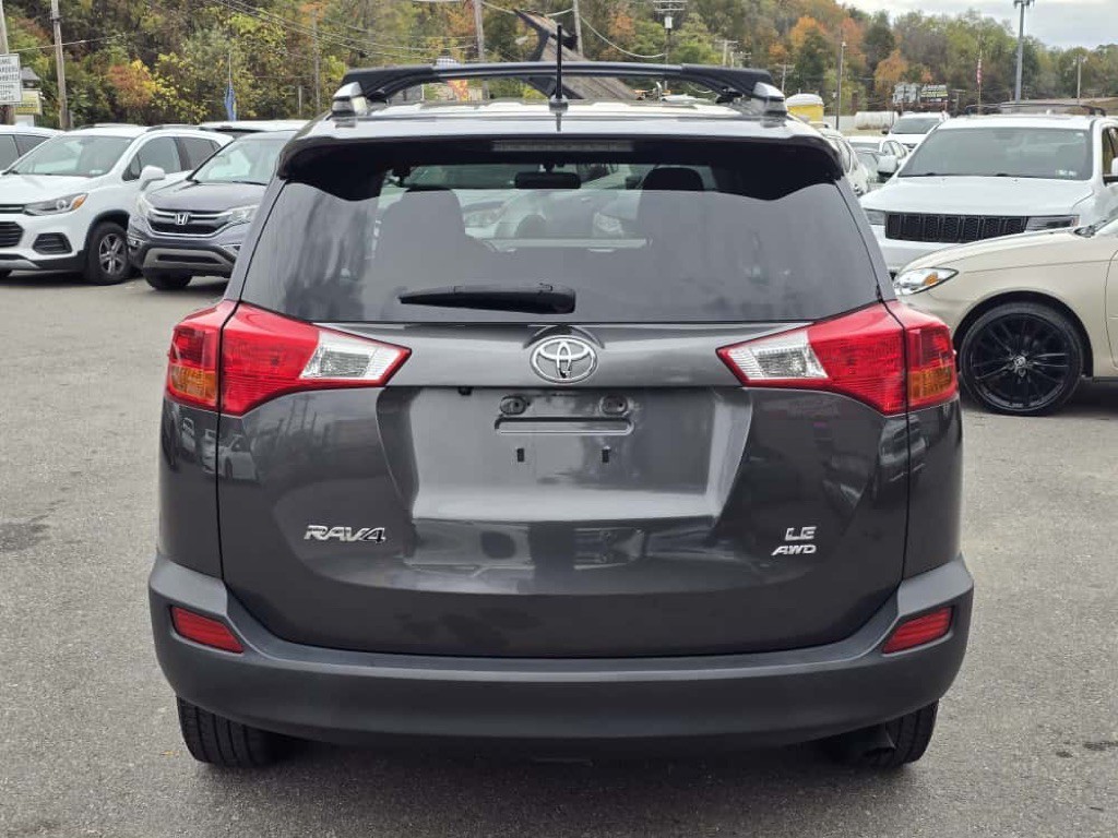 2015 Toyota Rav4 Image 6