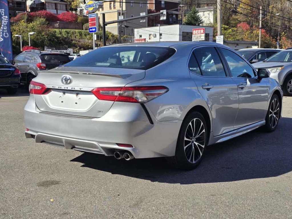 2018 Toyota Camry Image 3