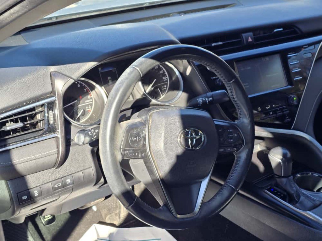 2018 Toyota Camry Image 10