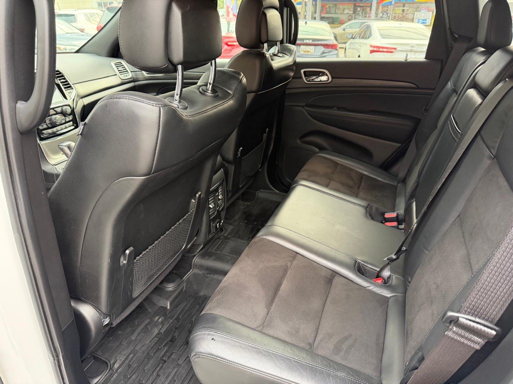 2020 Jeep Grand Cherokee Image 8