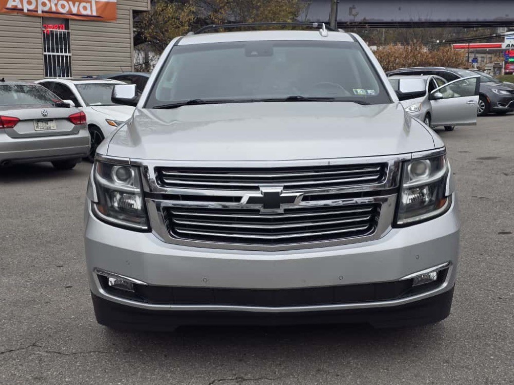 2016 Chevrolet Tahoe Image 2
