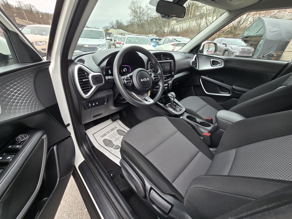 2024 Kia Soul Image 18
