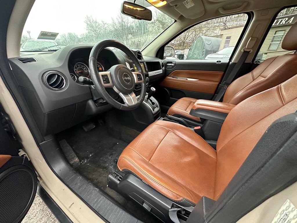 2016 Jeep Compass Image 7