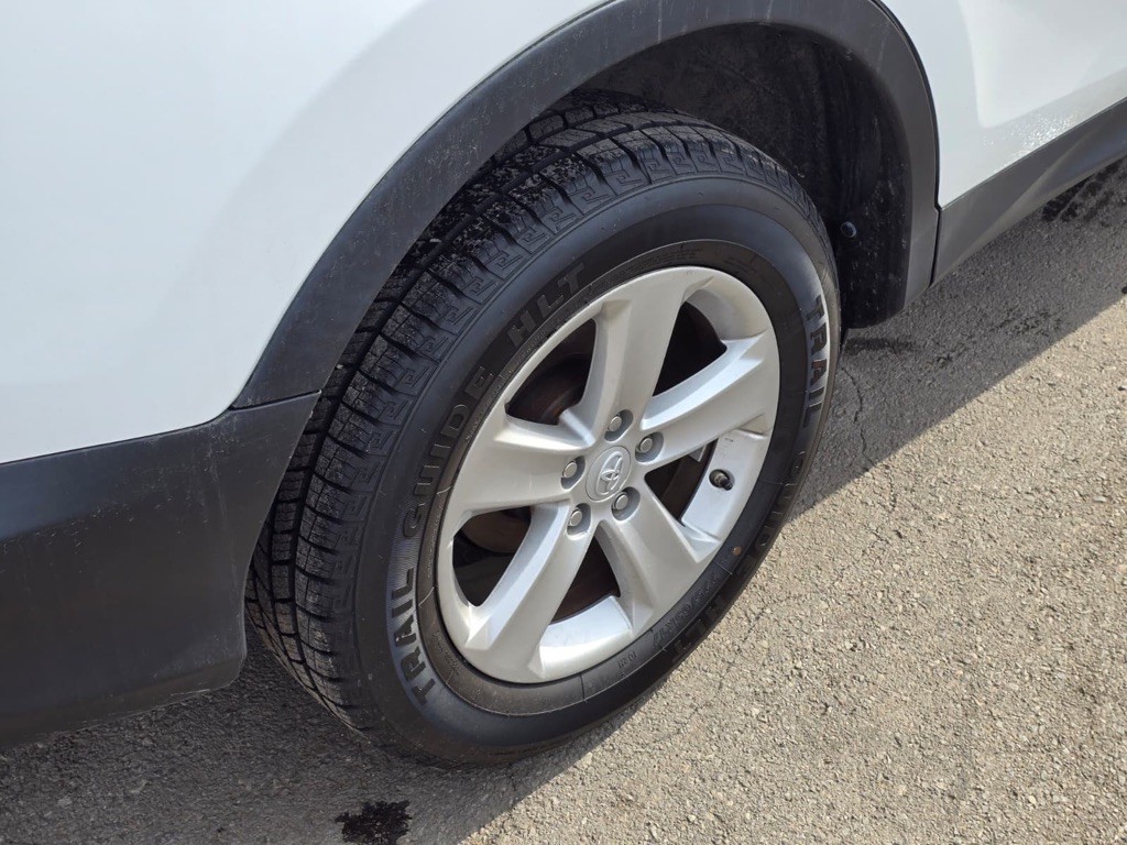 2014 Toyota Rav4 Image 7