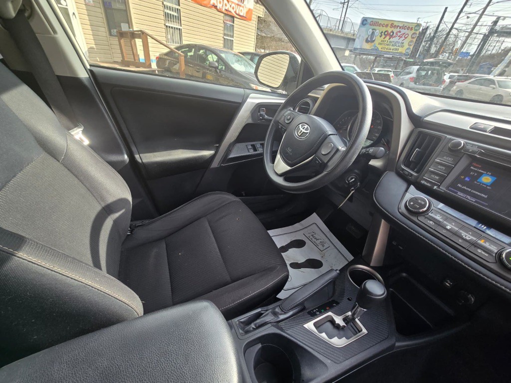 2014 Toyota Rav4 Image 10