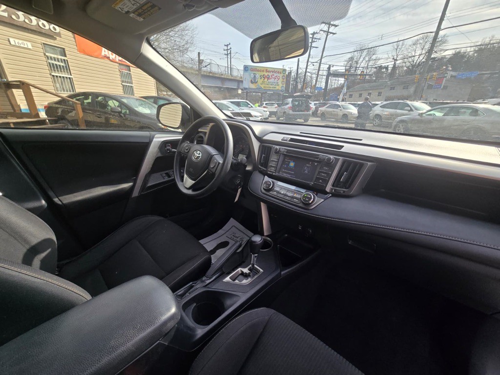 2014 Toyota Rav4 Image 11