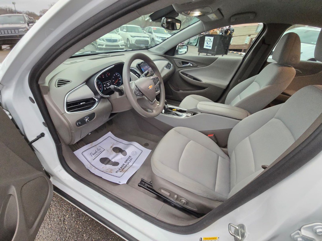 2021 Chevrolet Malibu Image 12