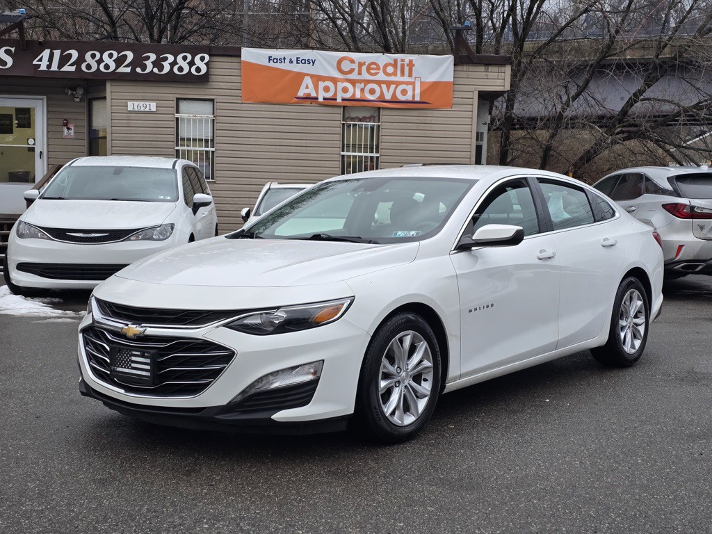 2023 Chevrolet Malibu Image 2