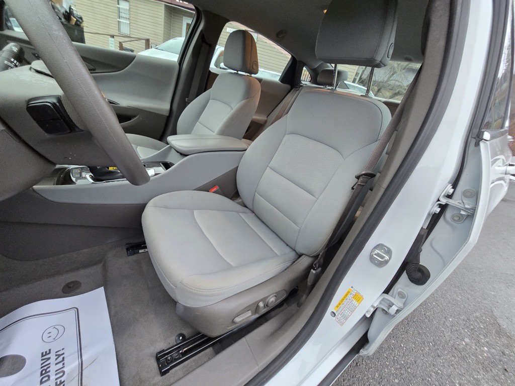 2023 Chevrolet Malibu Image 6