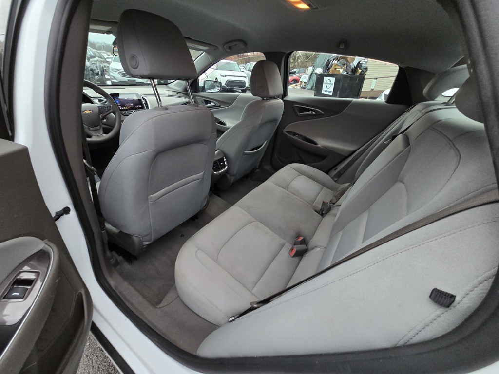 2023 Chevrolet Malibu Image 9