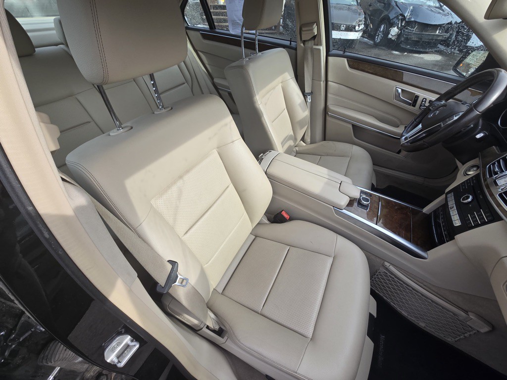 2016 Mercedes-Benz E-Class Image 16