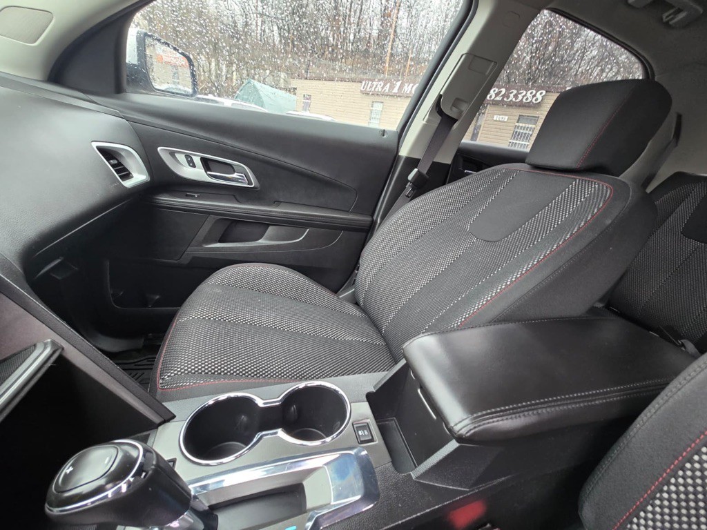 2017 Chevrolet Equinox Image 9