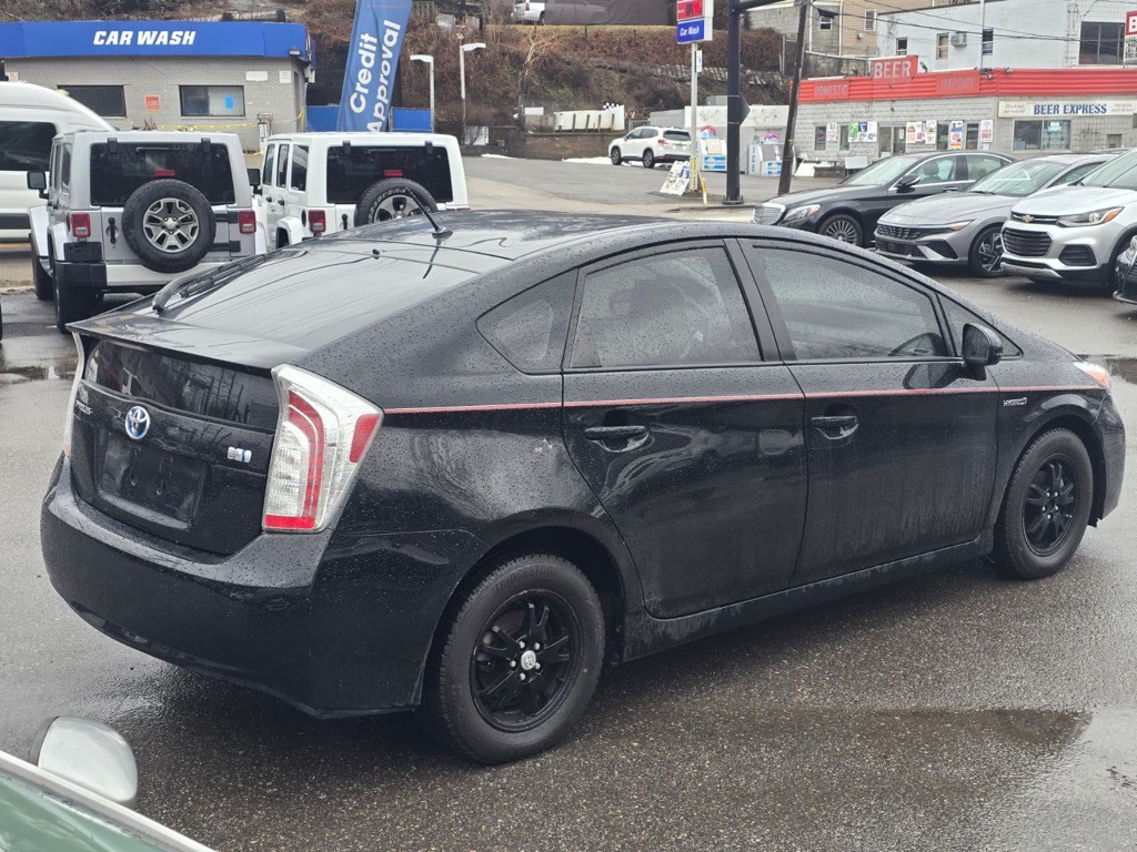 2012 Toyota Prius Image 3
