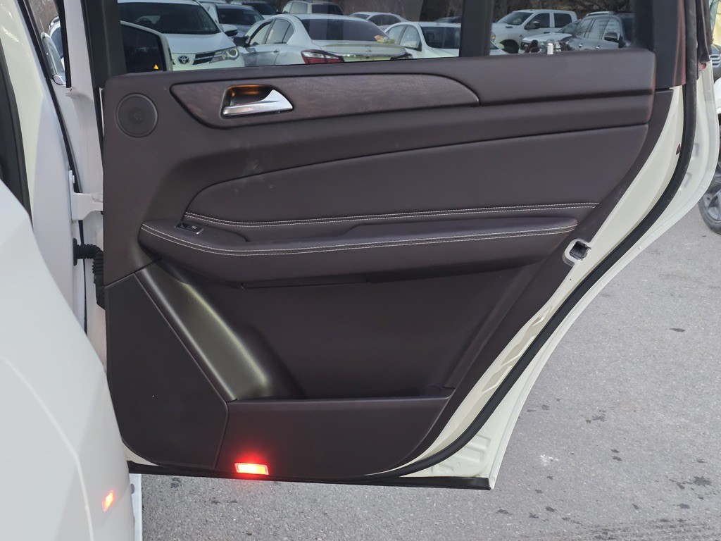 2019 Mercedes-Benz GLS-Class Image 12