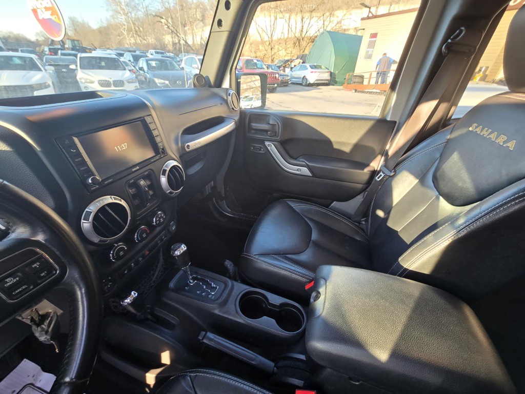 2013 Jeep Wrangler Unlimited Image 9