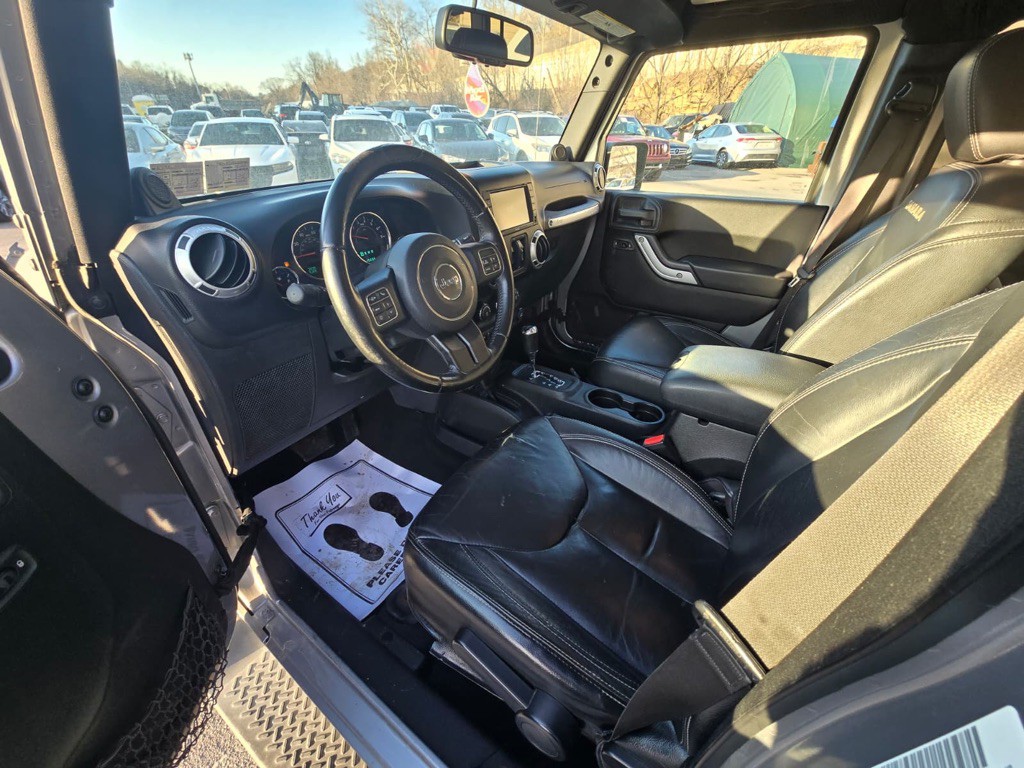 2013 Jeep Wrangler Unlimited Image 10