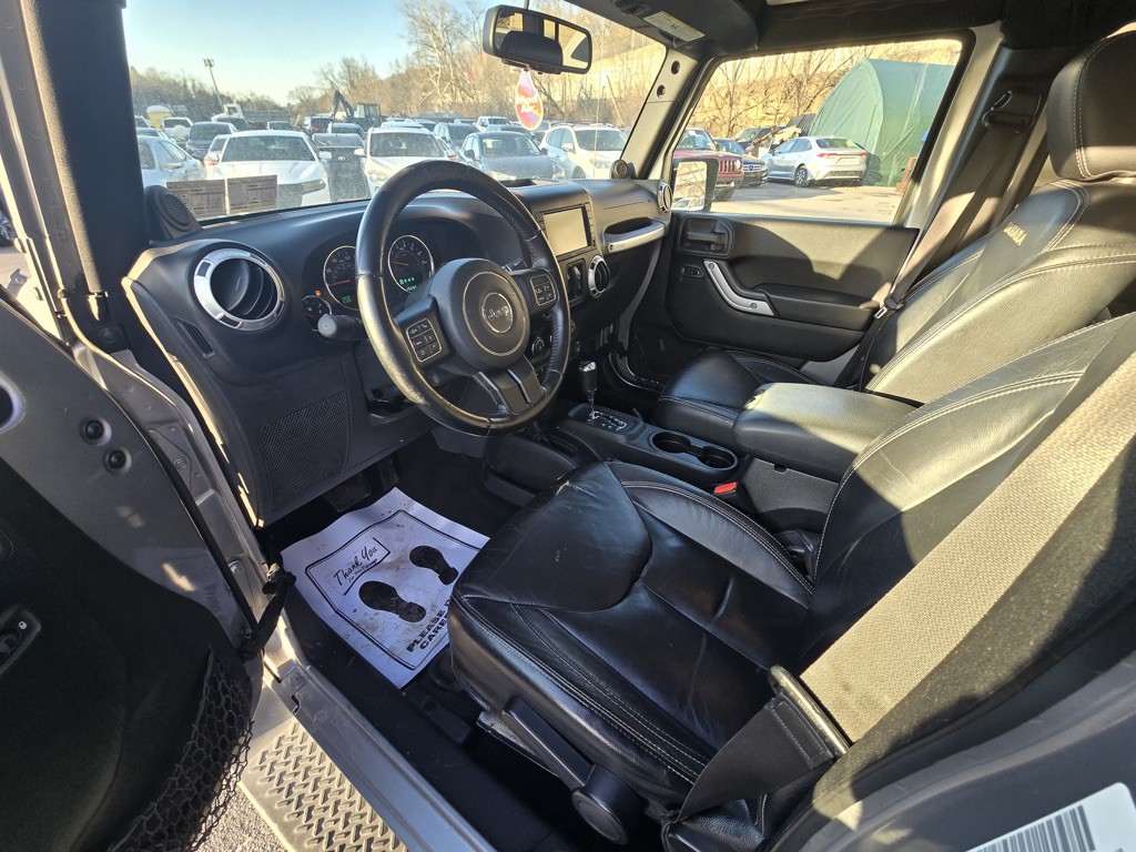 2013 Jeep Wrangler Unlimited Image 11