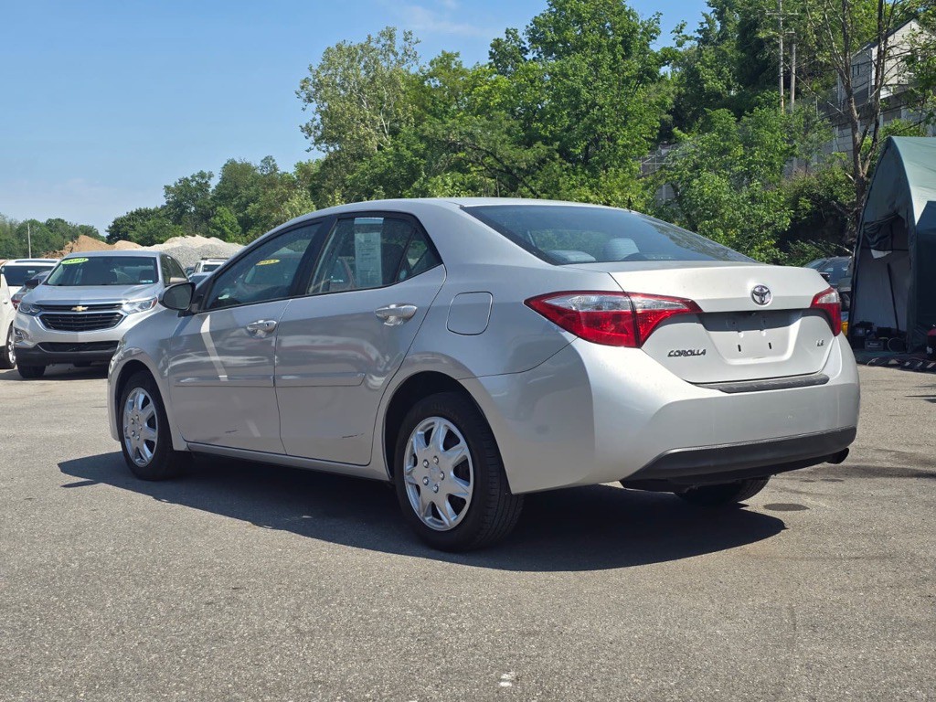 2015 Toyota Corolla Image 6