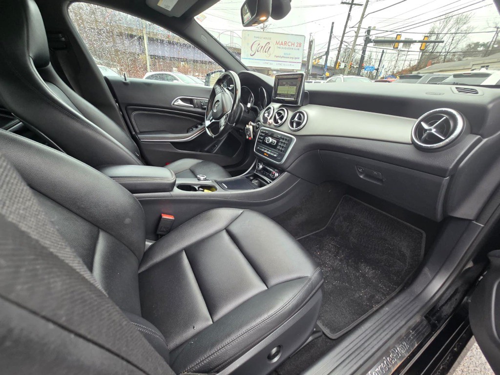 2014 Mercedes-Benz CLA-Class Image 13