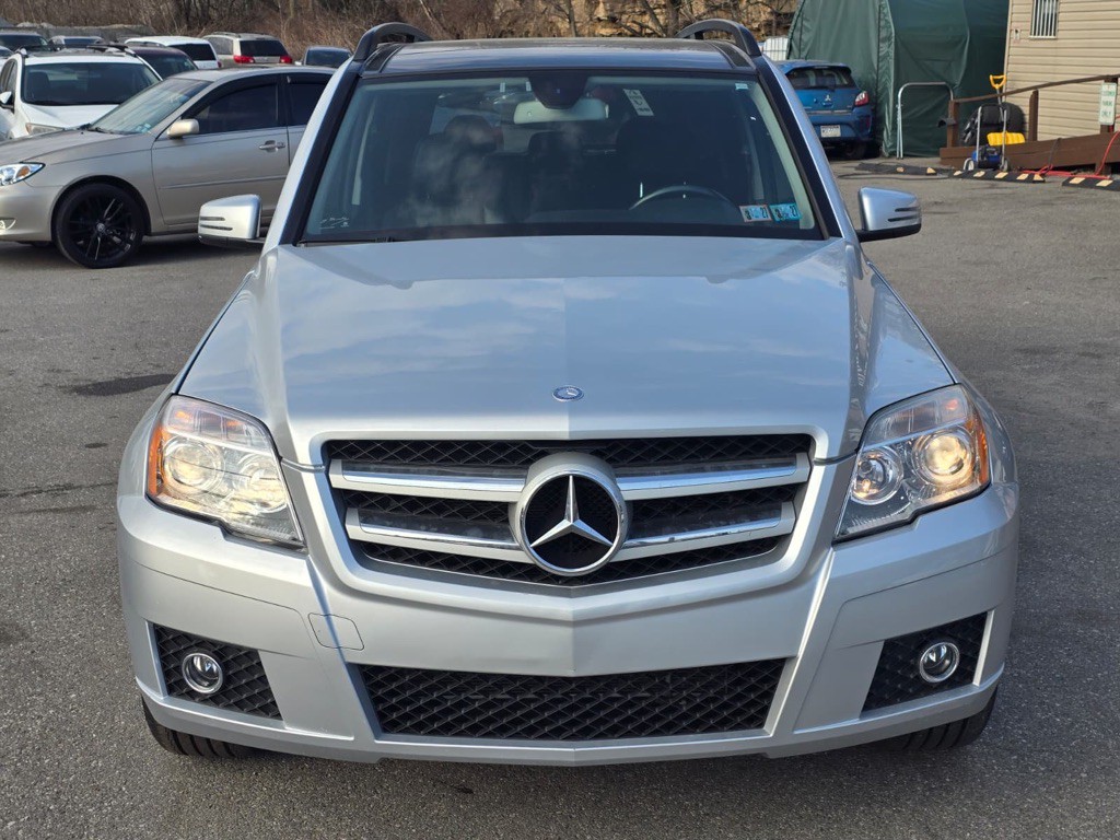 2011 Mercedes-Benz GLK-Class Image 2