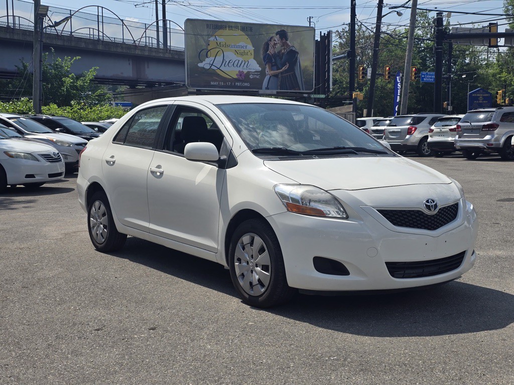 2010 Toyota Yaris Image 7