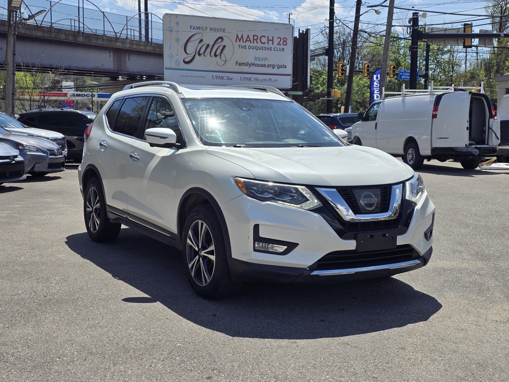 2017 Nissan Rogue Image 5