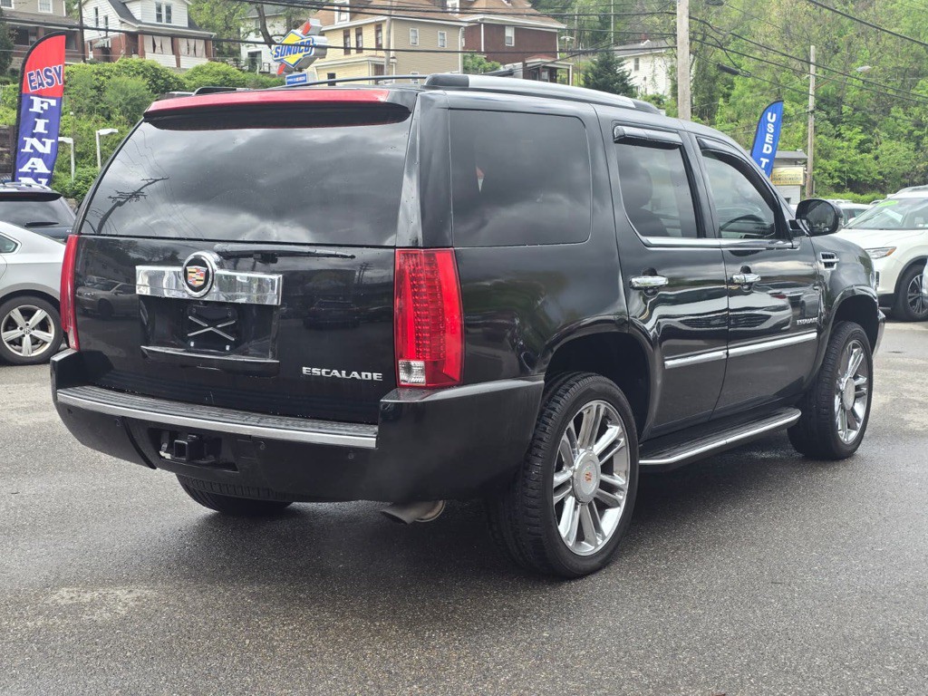 2014 Cadillac Escalade Image 4