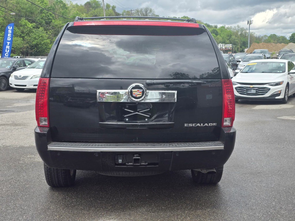 2014 Cadillac Escalade Image 5