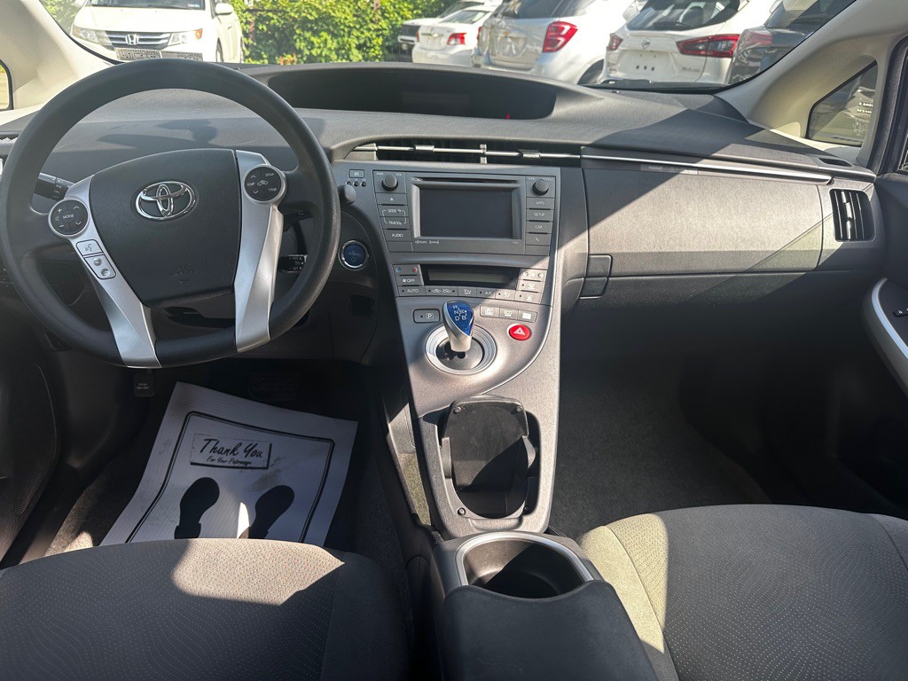 2014 Toyota Prius Image 6