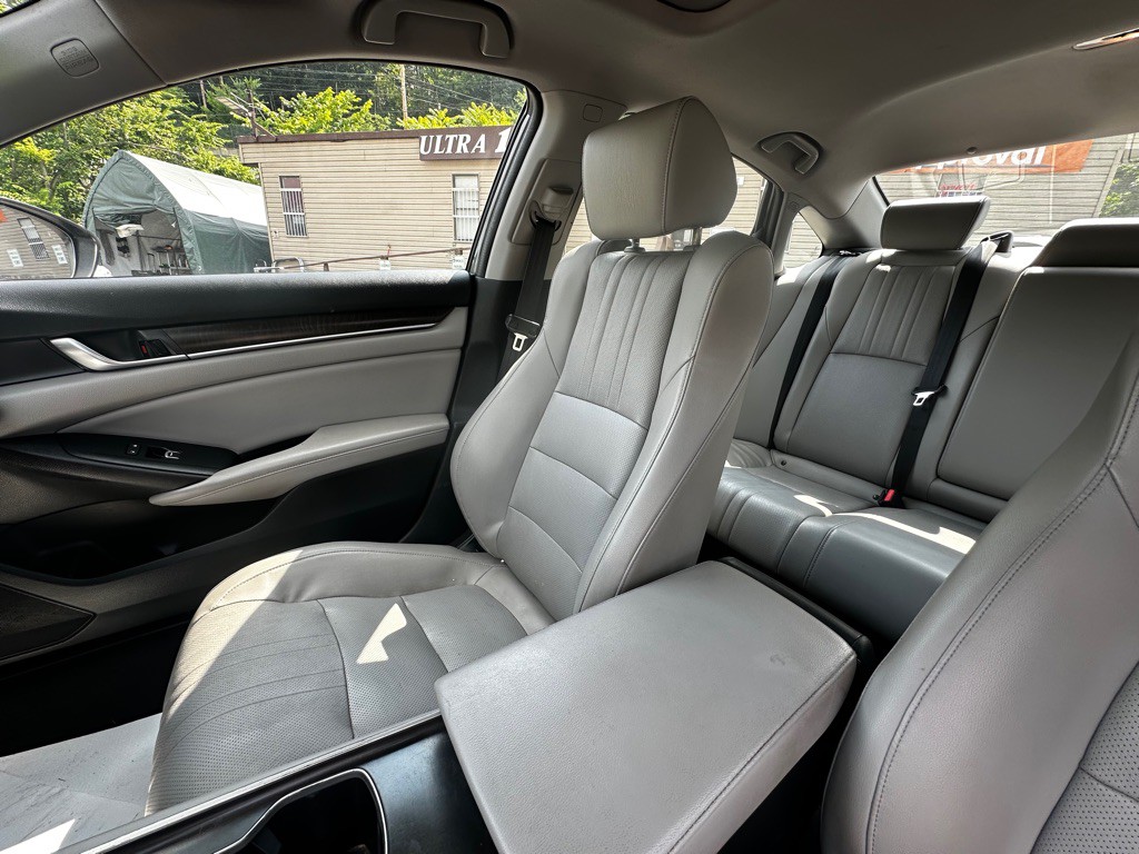 2018 Honda Accord Image 10