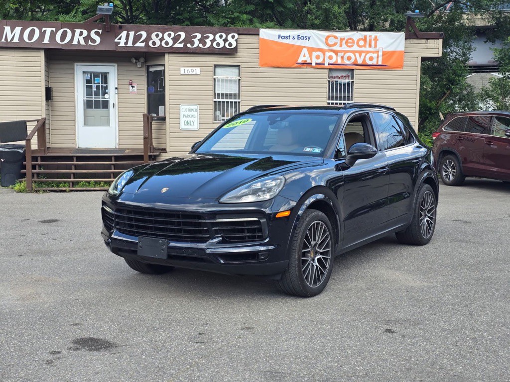 2019 Porsche Cayenne Image 2