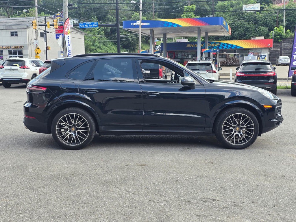 2019 Porsche Cayenne Image 8