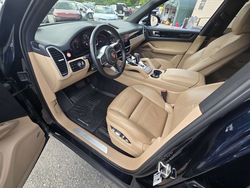 2019 Porsche Cayenne Image 18