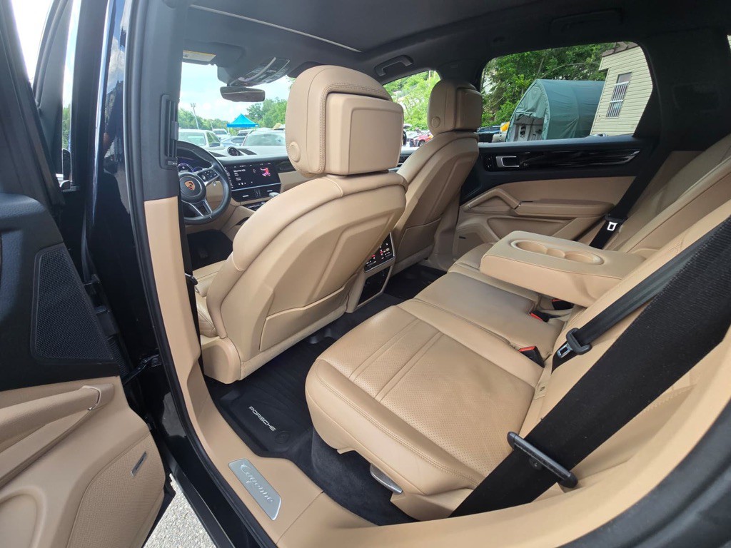 2019 Porsche Cayenne Image 21