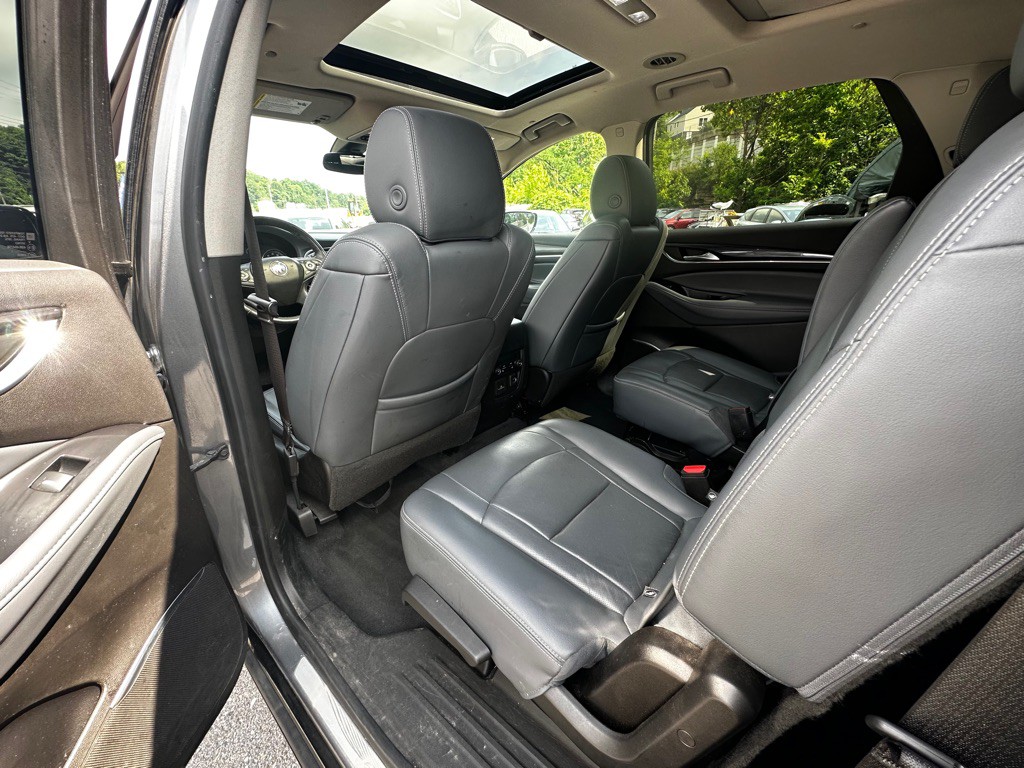 2021 Buick Enclave Image 13