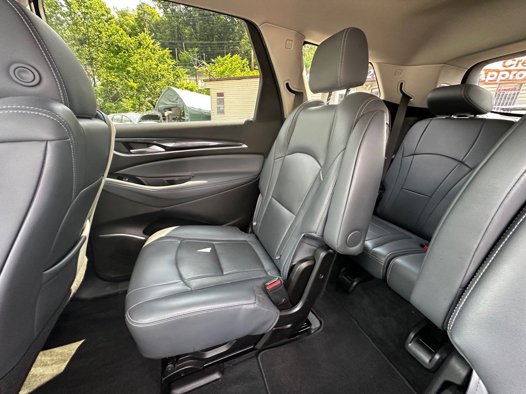 2021 Buick Enclave Image 14