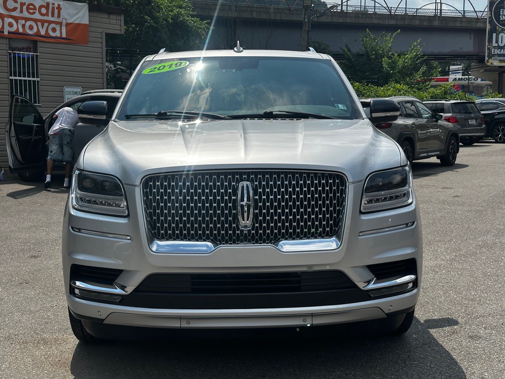 2018 Lincoln Navigator Image 3