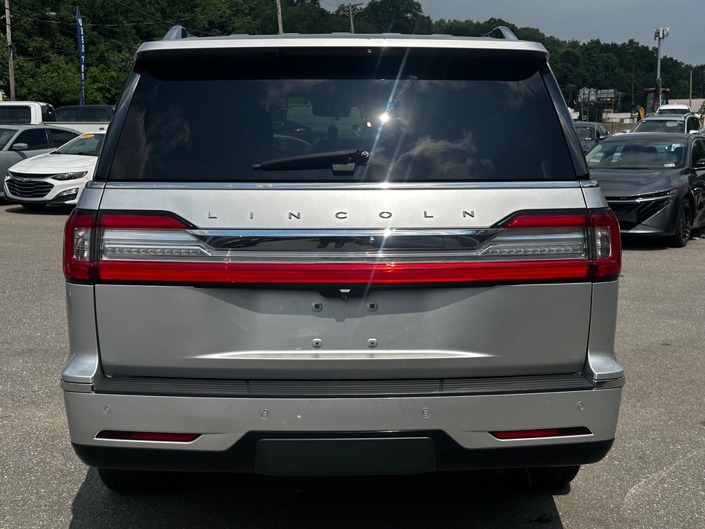 2018 Lincoln Navigator Image 6