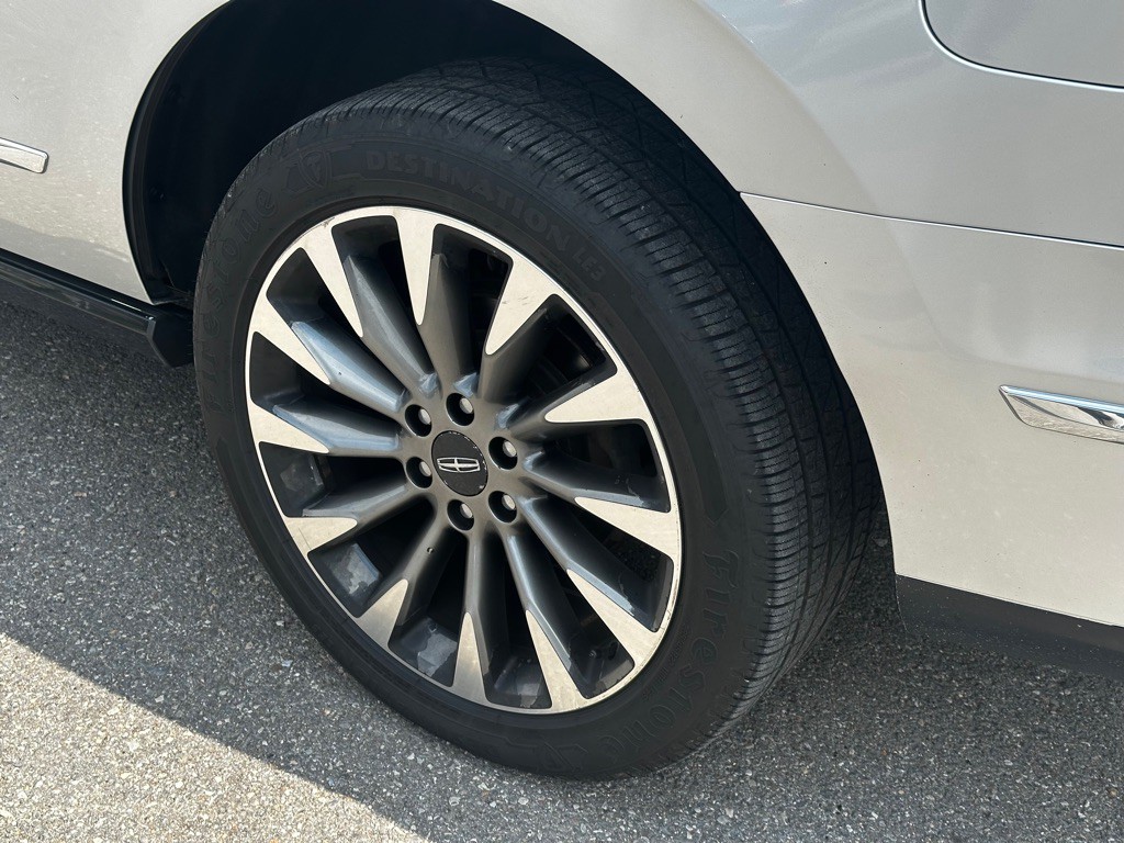 2018 Lincoln Navigator Image 8
