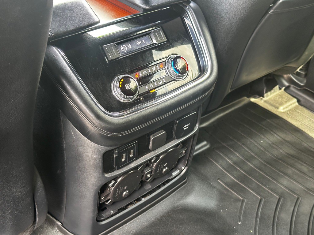 2018 Lincoln Navigator Image 14