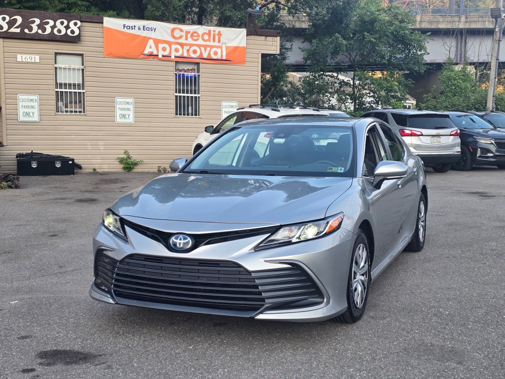 2022 Toyota Camry Image 1