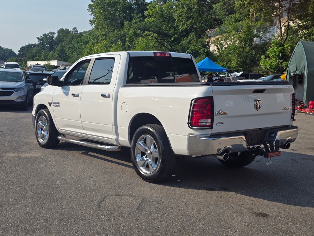 2016 RAM 1500 Image 9