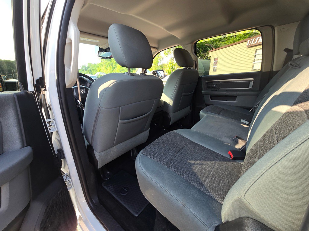 2016 RAM 1500 Image 16