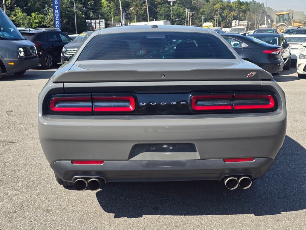 2019 Dodge Challenger Image 7