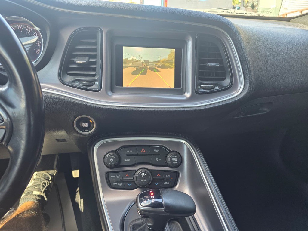 2019 Dodge Challenger Image 14