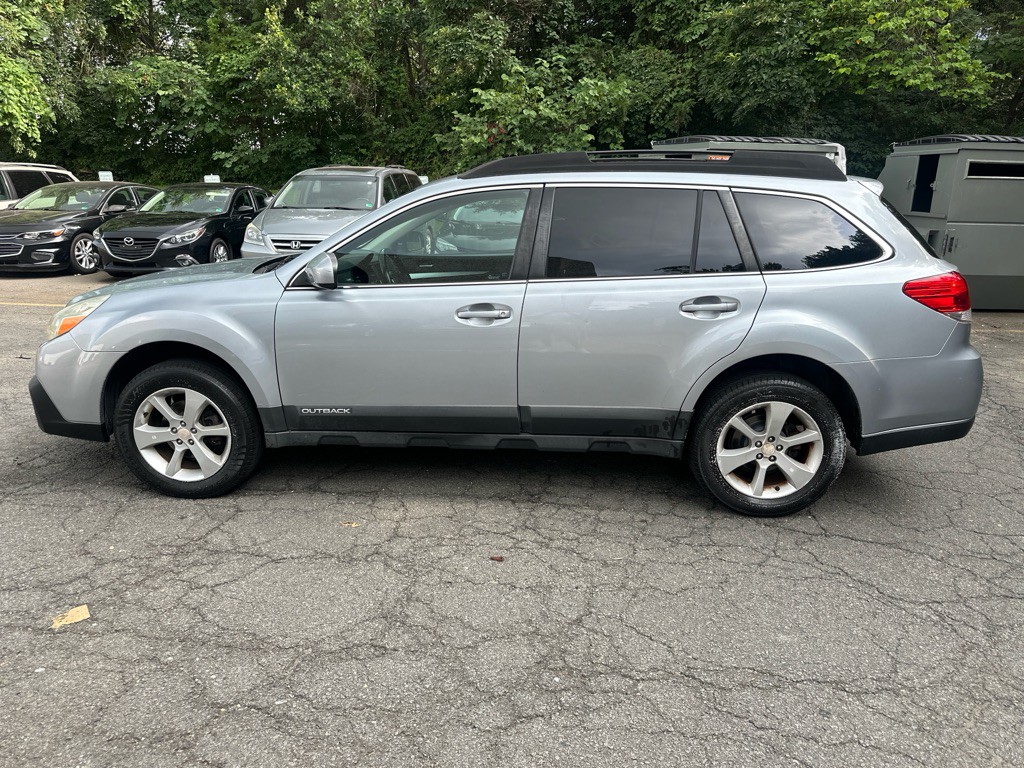 2014 Subaru Outback Image 7