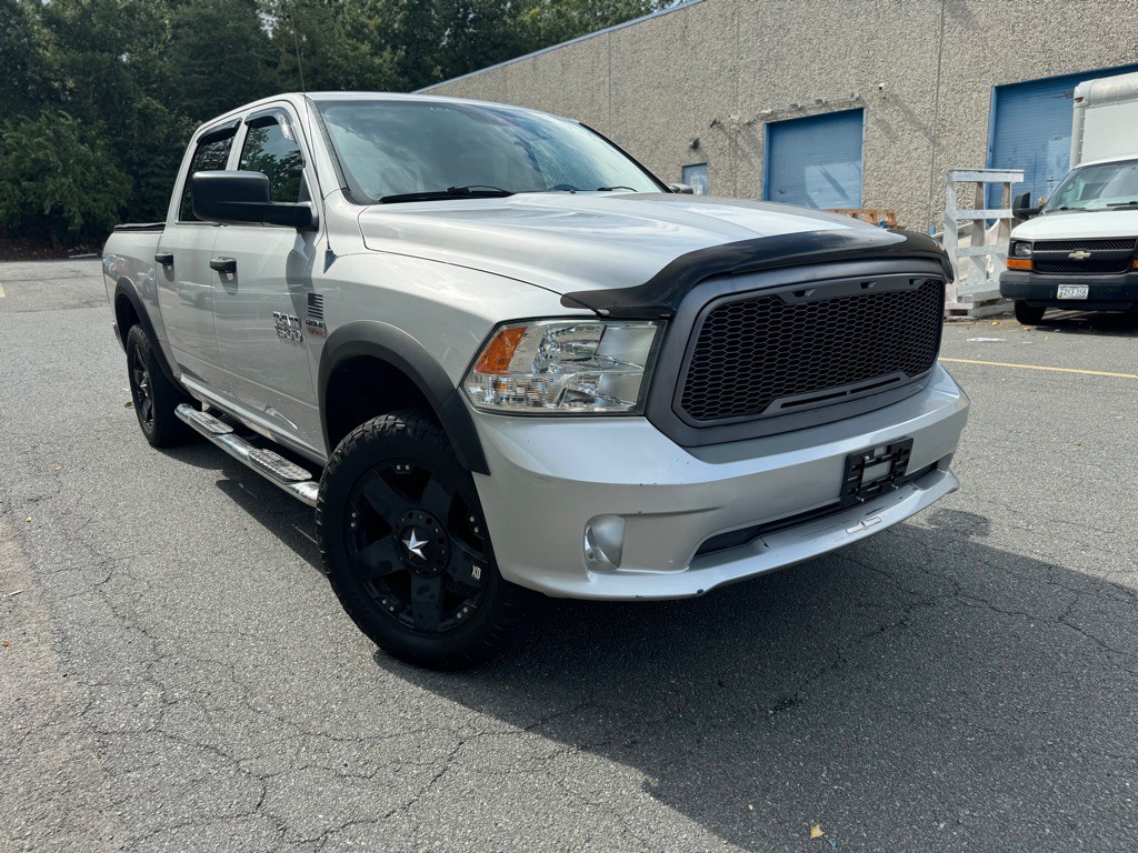 2014 RAM 1500 Image 2